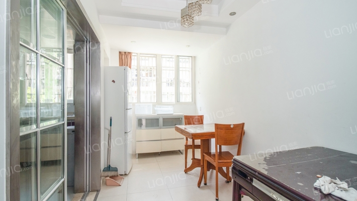 德乐苑二手房实景图