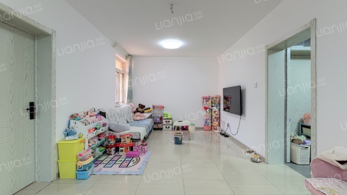 紫桐新村E区二手房实景图