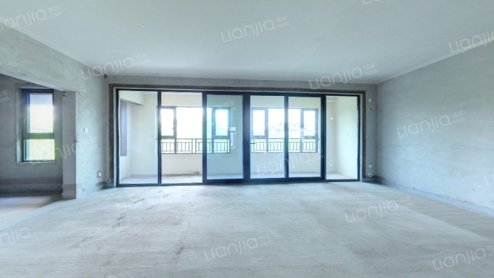 中国铁建山语城山栖二手房实景图