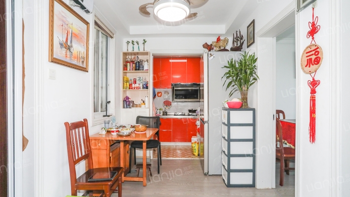 临潮大楼二手房实景图