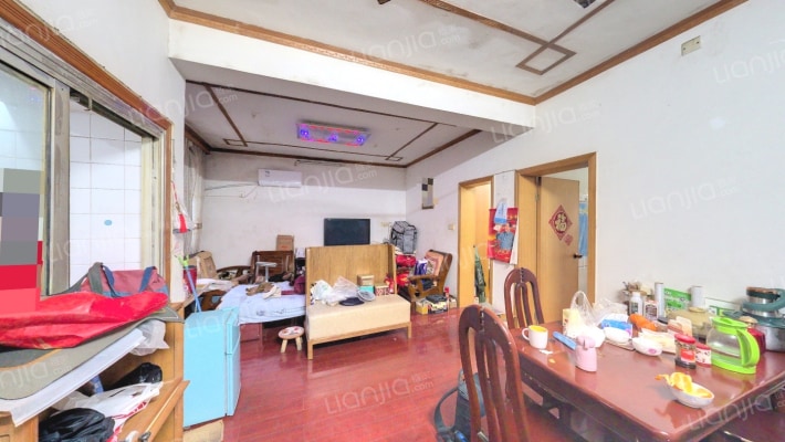 造漆厂宿舍二手房实景图