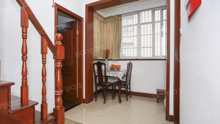 世界路91弄二手房实景图