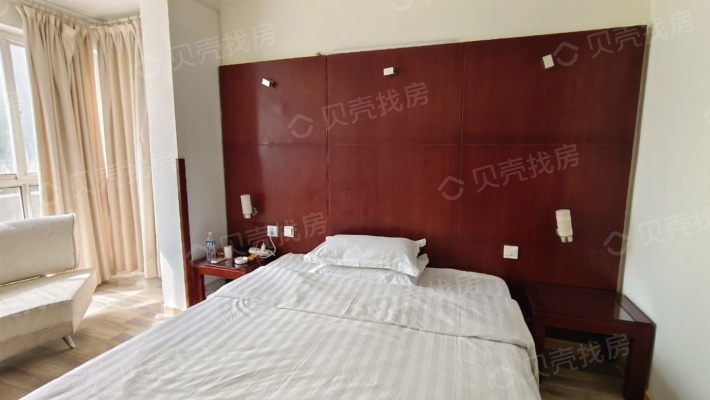 华南鑫村，三室两厅 ，简单装修，好楼层-卧室C