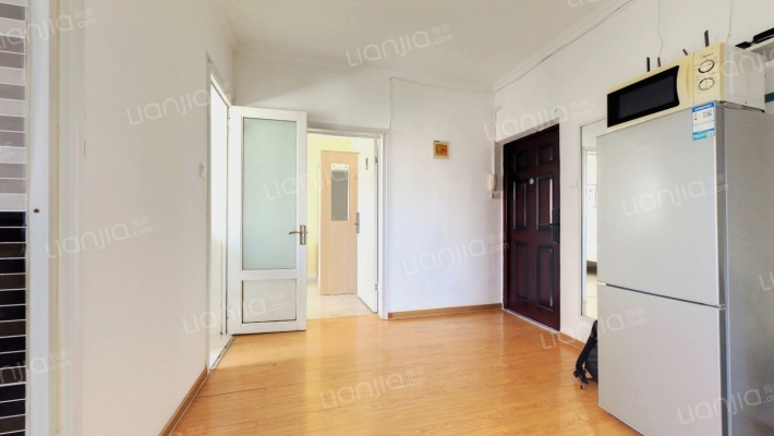 芳群园三区二手房实景图