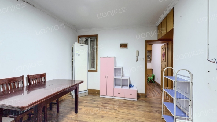 育才公寓西片二手房实景图