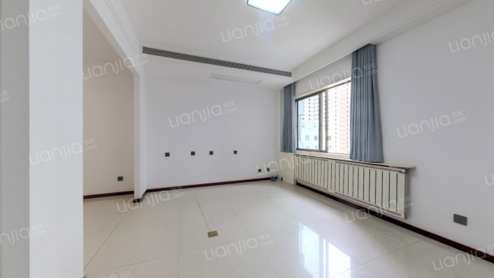 劳动局家属院二手房实景图