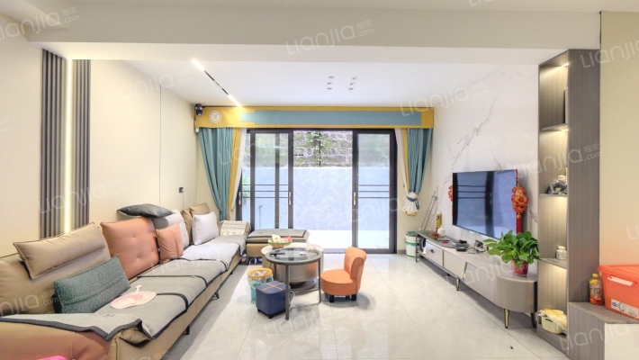 王牌路新世纪小区二手房实景图