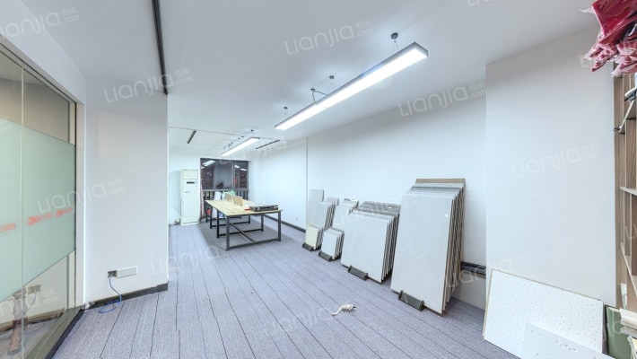 新时代广场二手房实景图