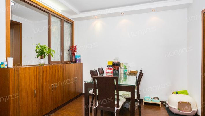 中山北路2185弄二手房实景图