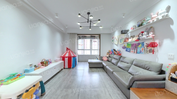 明丰阿基米德二手房实景图