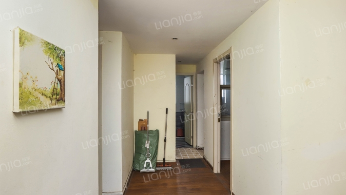 银桥花园二手房实景图