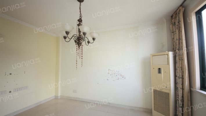 红雨苑二手房实景图