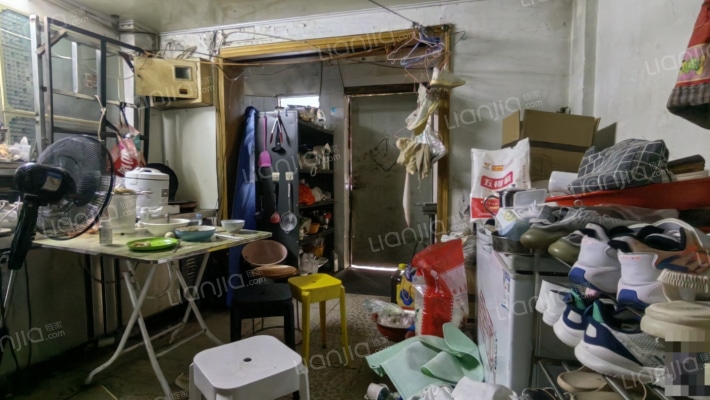 柏果树20-26号二手房实景图