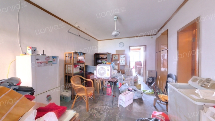 闸航路2589弄二手房实景图