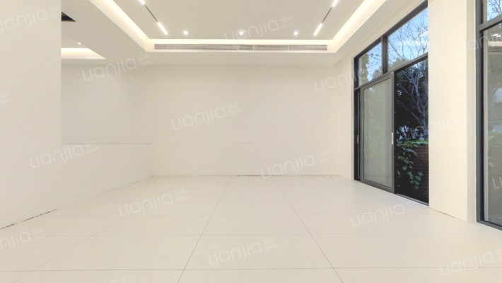 金地格林世界(柯玛仕庄园)二手房实景图