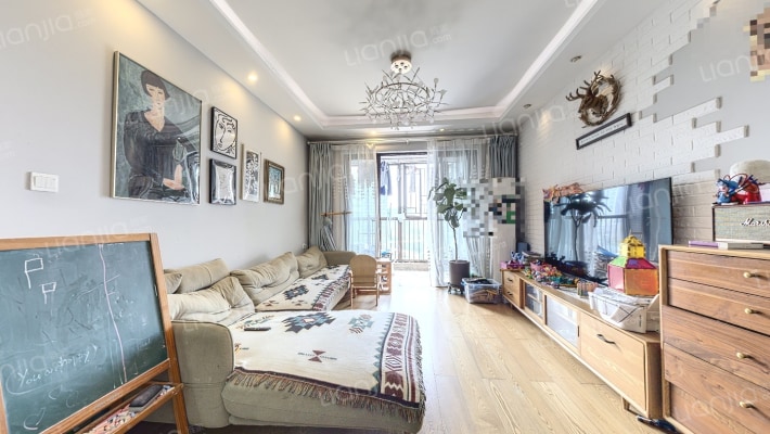 星河盛世二手房实景图