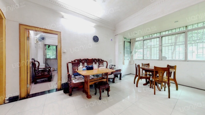 东方小区二手房实景图