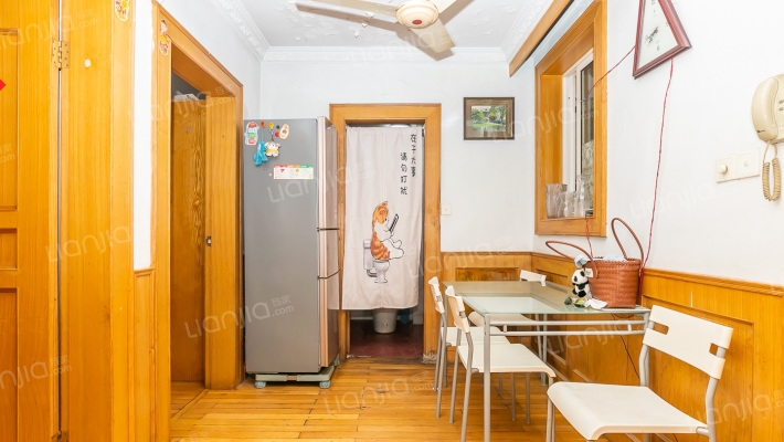 纪念一小区二手房实景图