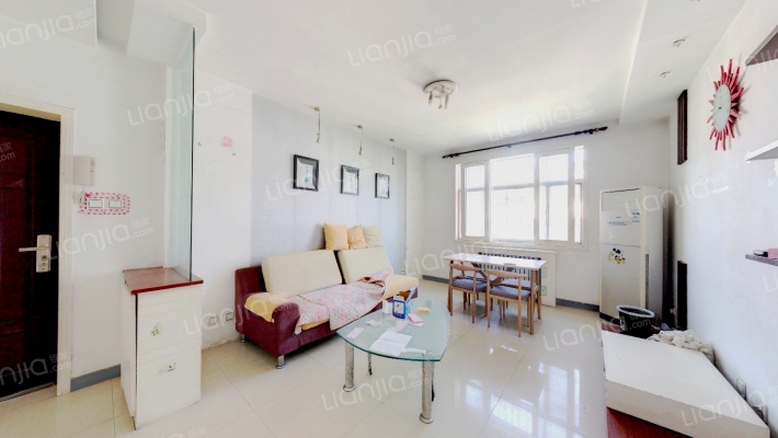 广场小区二手房实景图