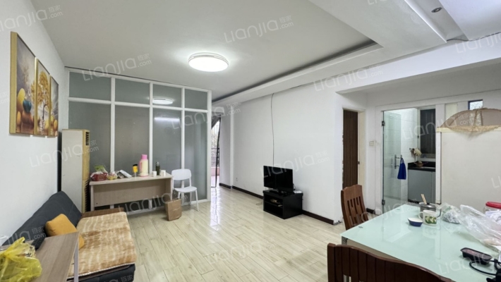 通湖公寓二手房实景图