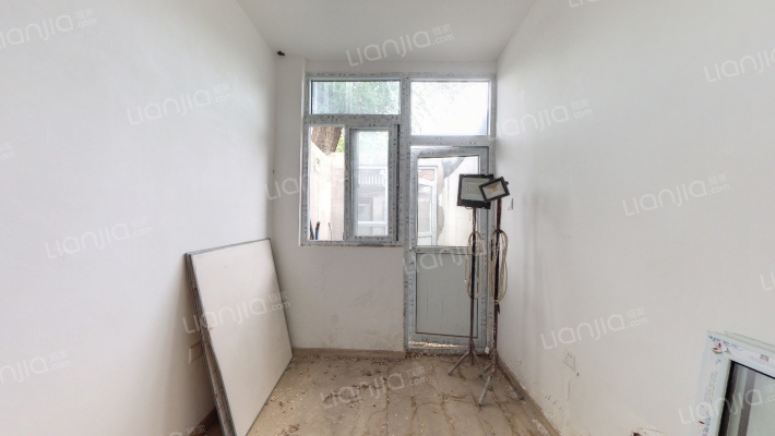 西四北头条二手房实景图