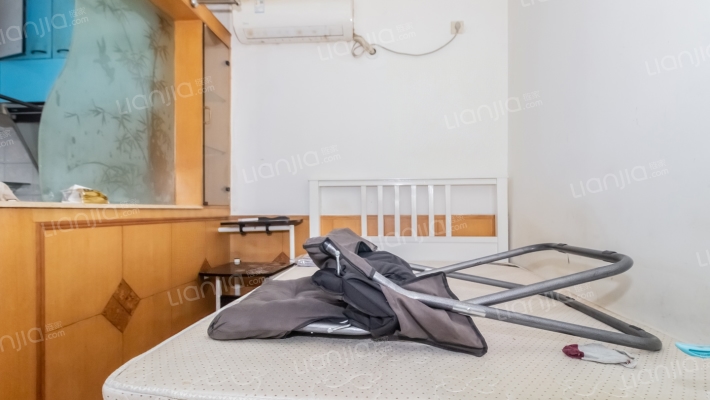 控江路18弄二手房实景图