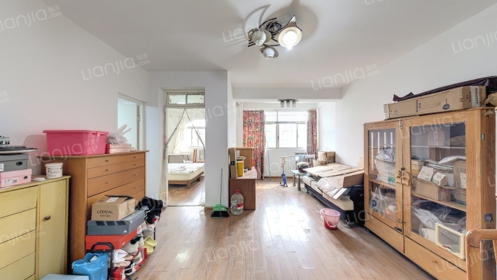 晨光公寓二手房实景图