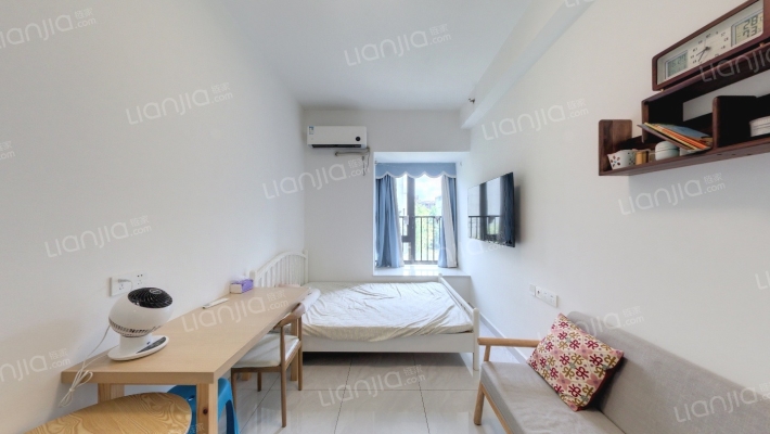 万科海上之光二手房实景图