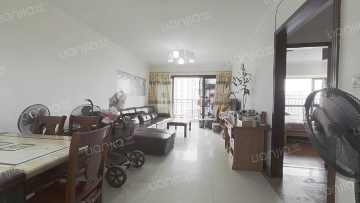 美域华庭二手房实景图