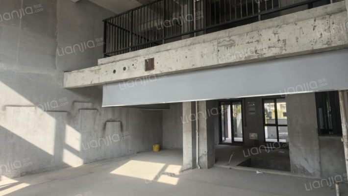 万达溪岸二手房实景图