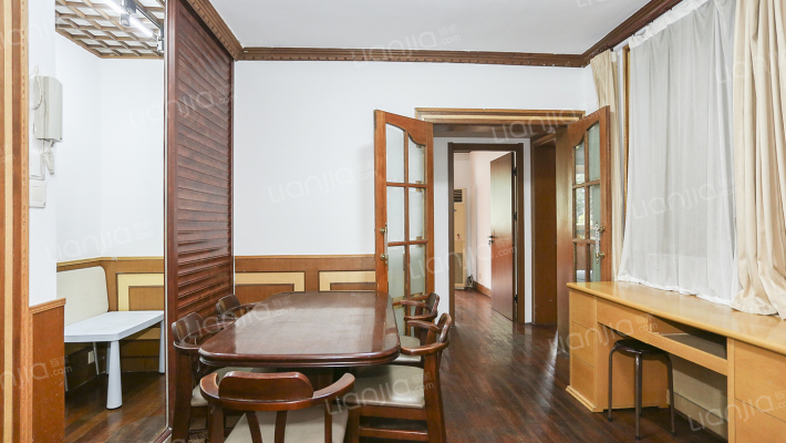 政通路311弄二手房实景图