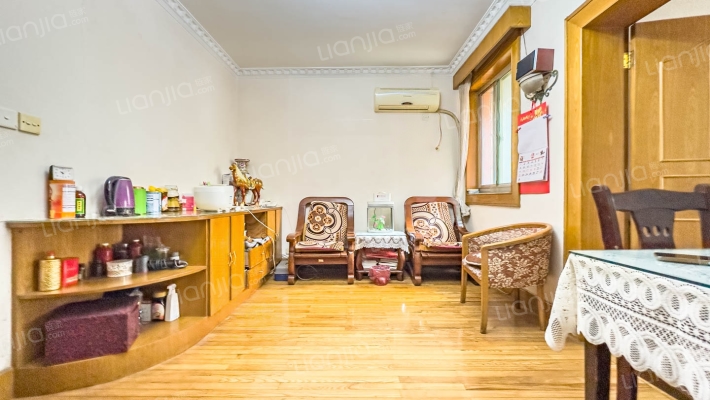 滨江小区二手房实景图