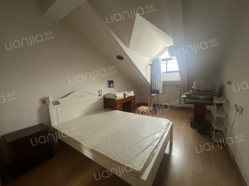 合租·华银花园 3居室 北卧