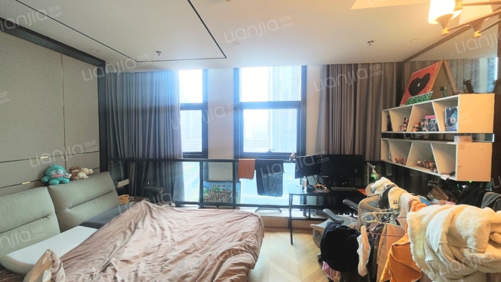 天成时代商务广场二手房实景图