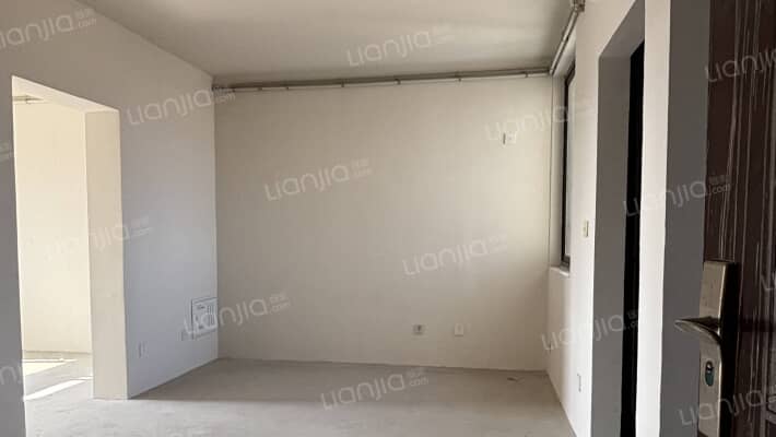 瀛鸿嘉苑二手房实景图