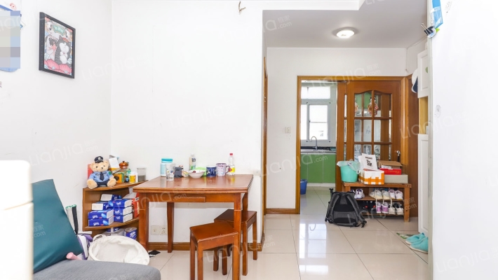 临汾路1060弄二手房实景图