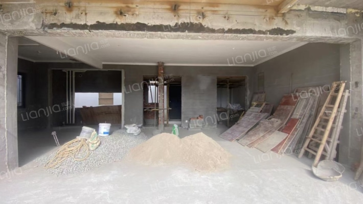 湖晓云墅二手房实景图