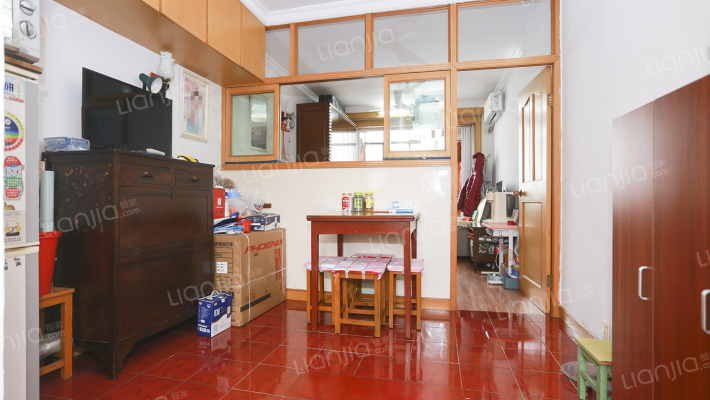 殷行路571弄二手房实景图