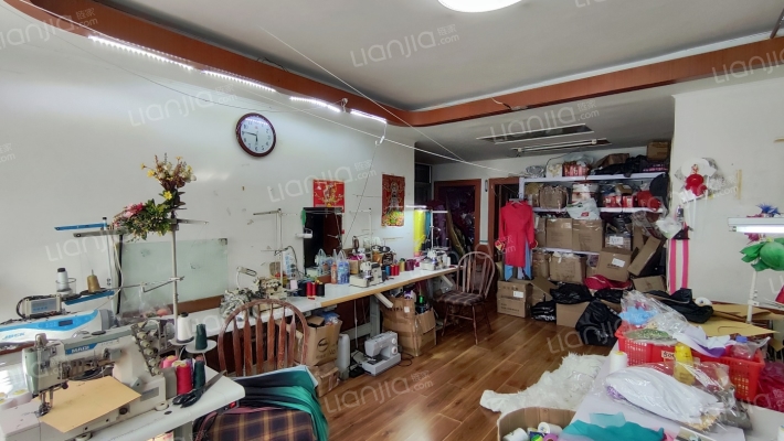 五金站小区二手房实景图