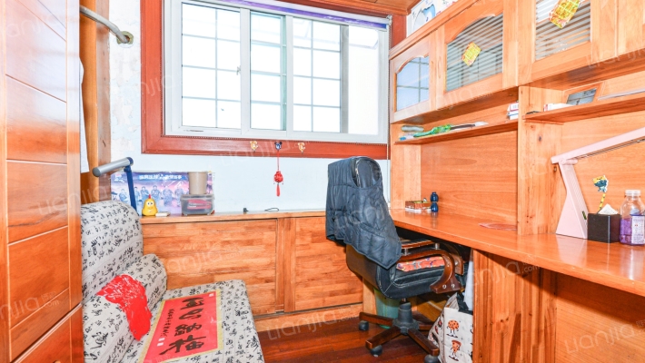 宝钢六村二手房实景图