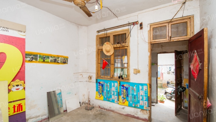 丝绸小区二手房实景图