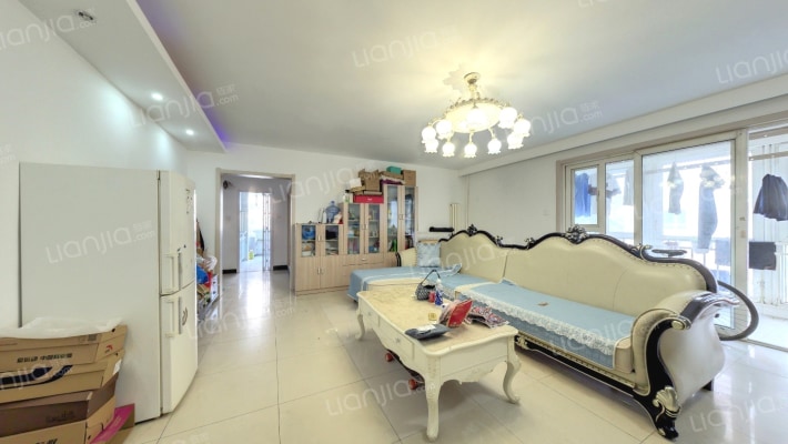 先锋公寓二手房实景图