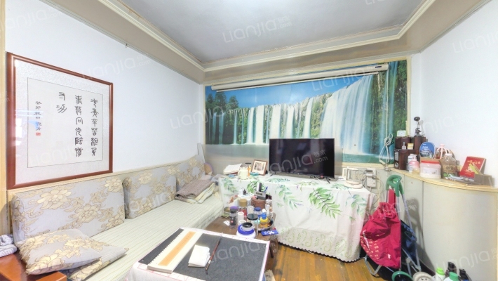 闸航路2589弄二手房实景图
