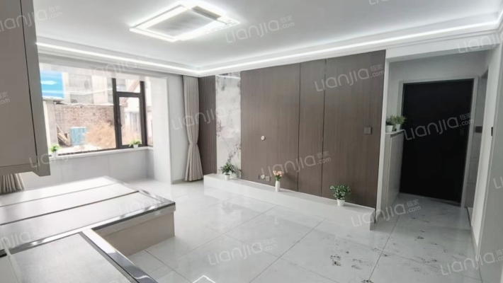 橡机住宅二手房实景图