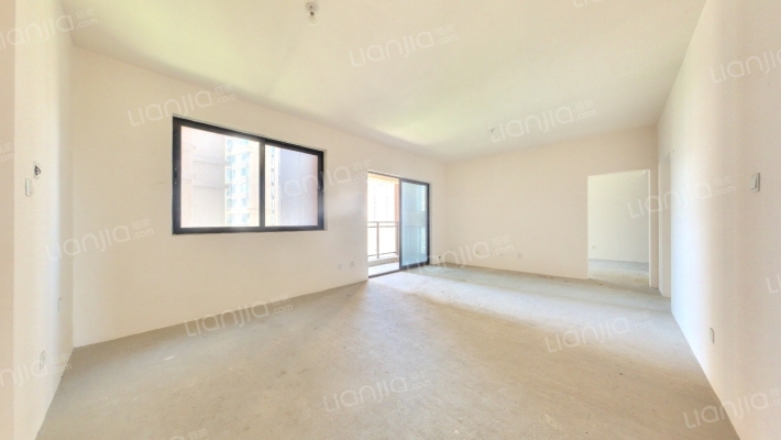 和信孔雀天成二手房实景图