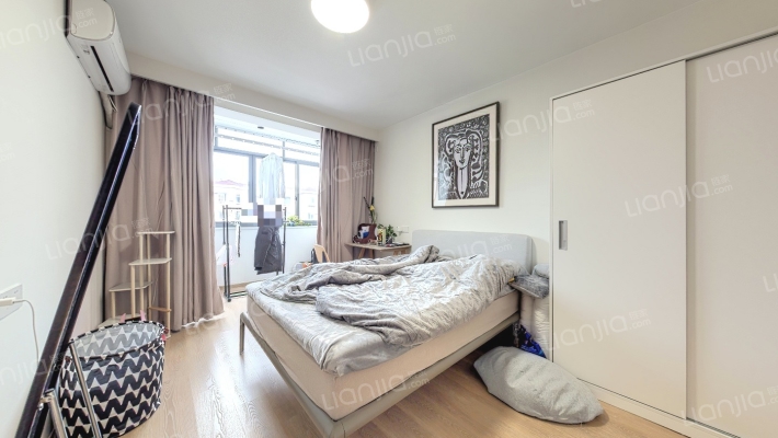 港驳小区二手房实景图