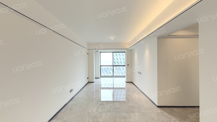 保利领秀海二手房实景图