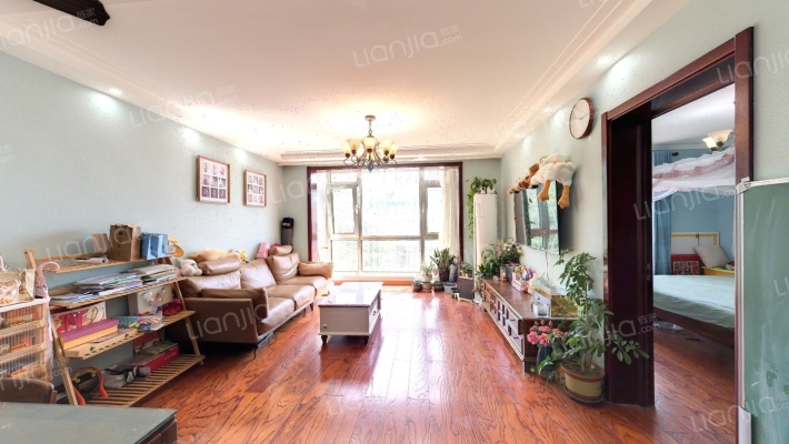 水恋晶城二手房实景图