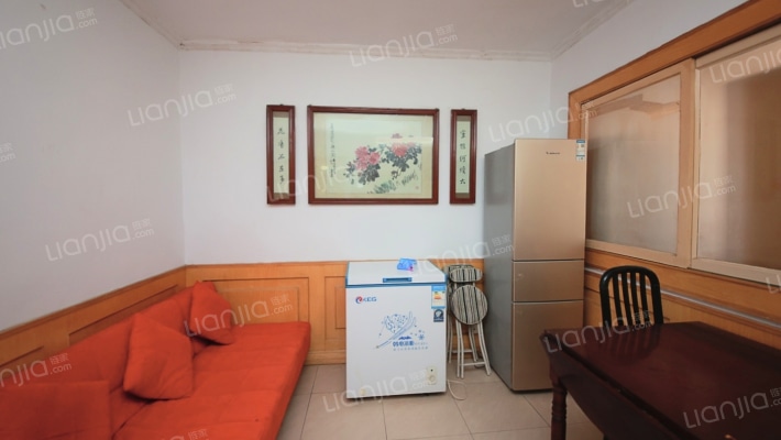 斜桥街72号二手房实景图