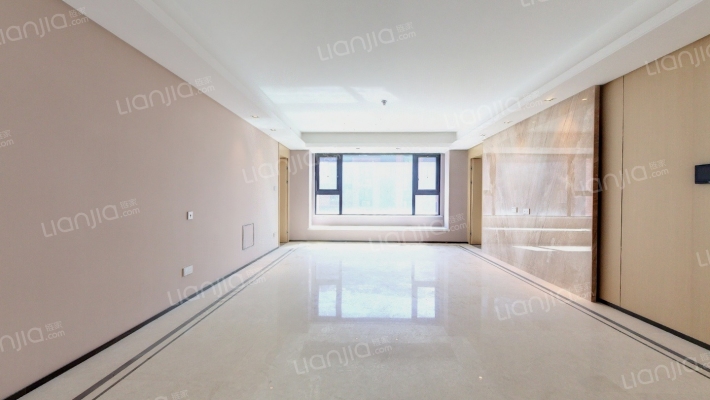 翡翠公园四期二手房实景图